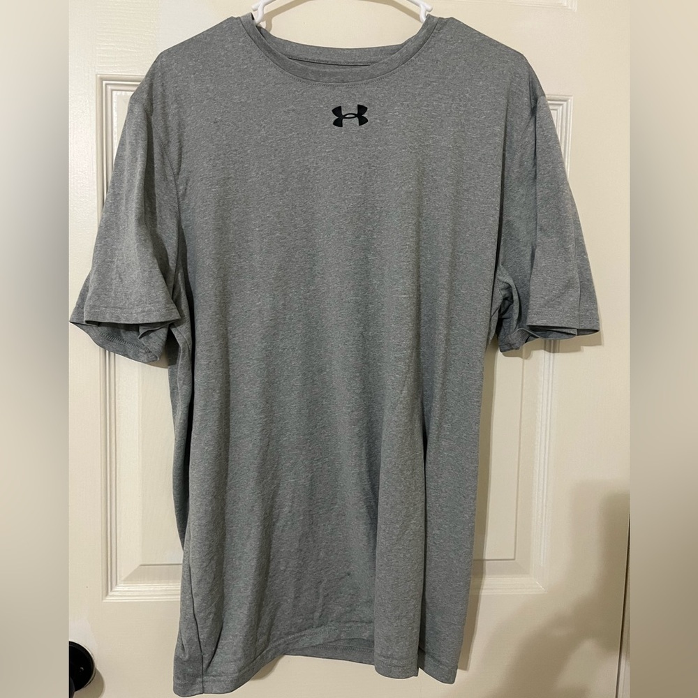 Under Armour Gray Men's Shirt LG